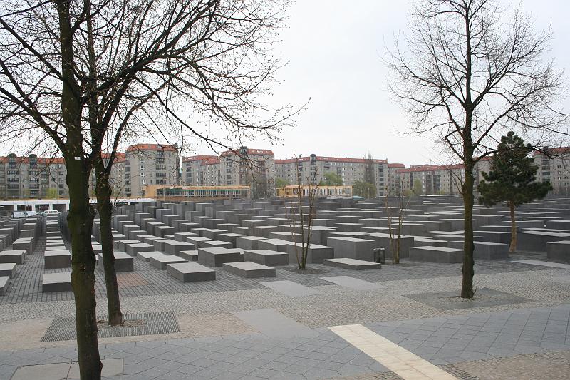 e - Berlin (37).JPG - Visite de Berlin - Mémorial juif